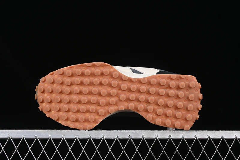 FIRST COPY New Balance 327 - Black Moonbeam - Image 3