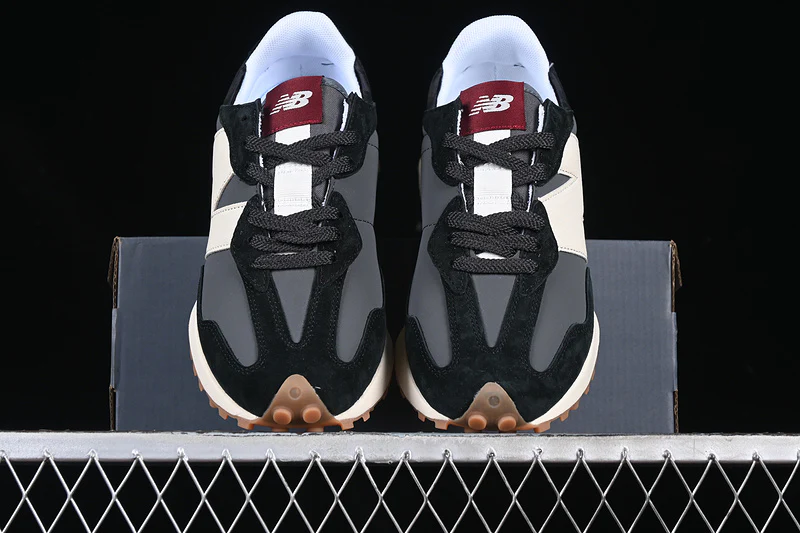 FIRST COPY New Balance 327 - Black Moonbeam - Image 2