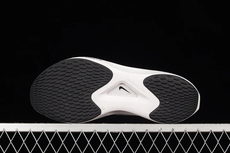 FIRST COPY ZOOM FLY 5 - Black - Image 3